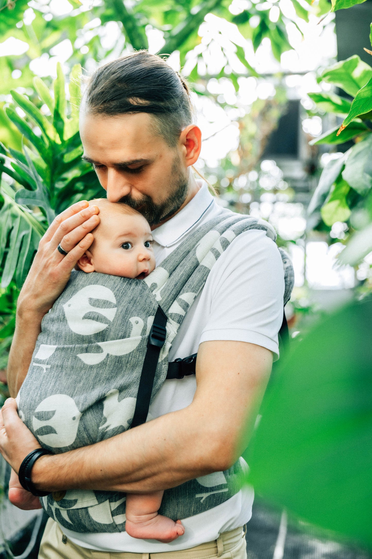 lennylamb lennylight baby carrier bärsele - birdy - white noise