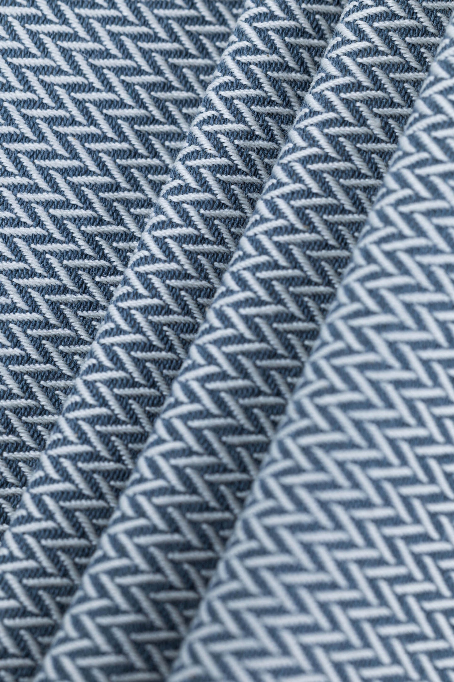 lennylamb woven wrap / vävd sjal - little herringbone grey