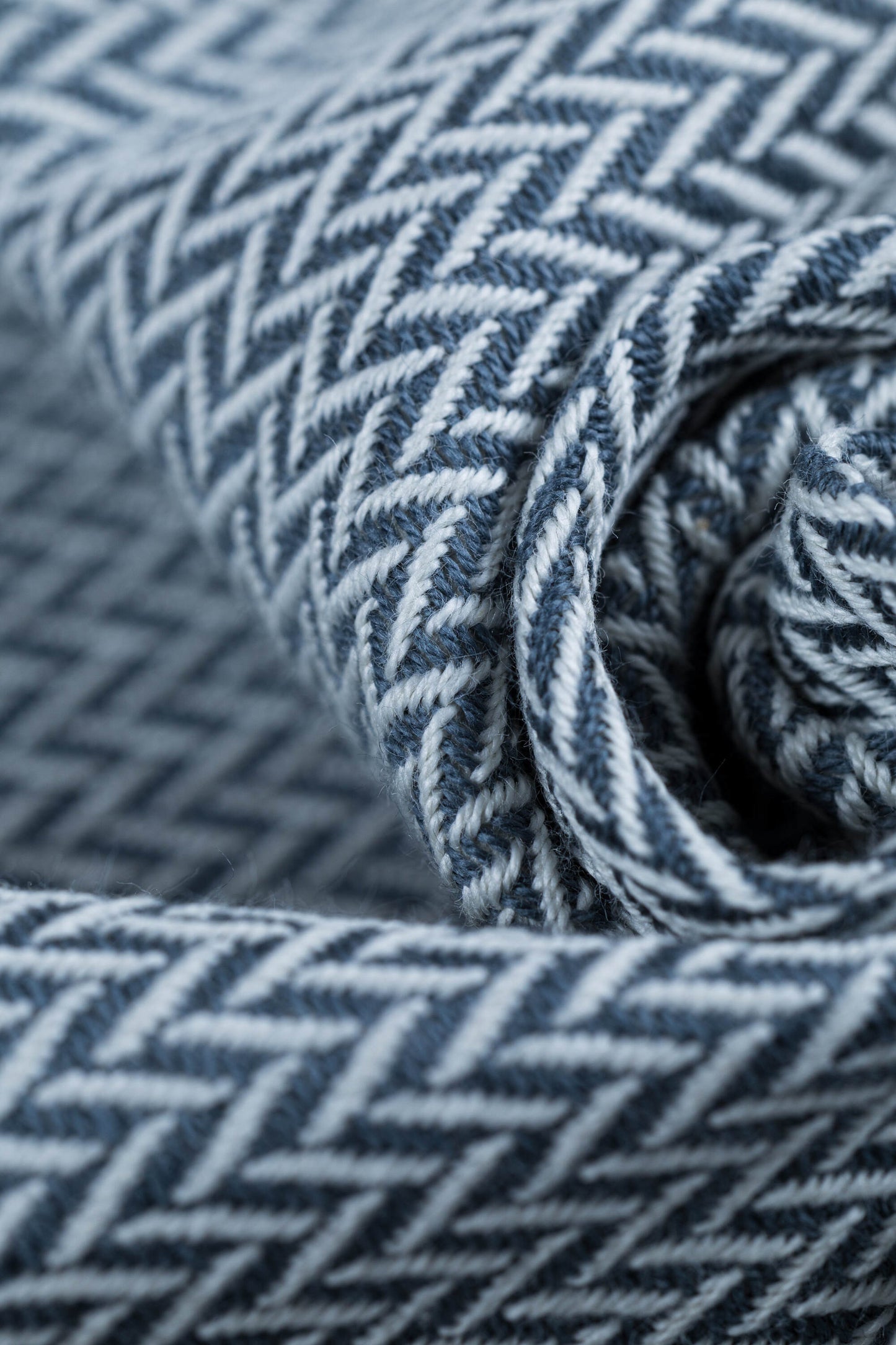 lennylamb woven wrap / vävd sjal - little herringbone grey